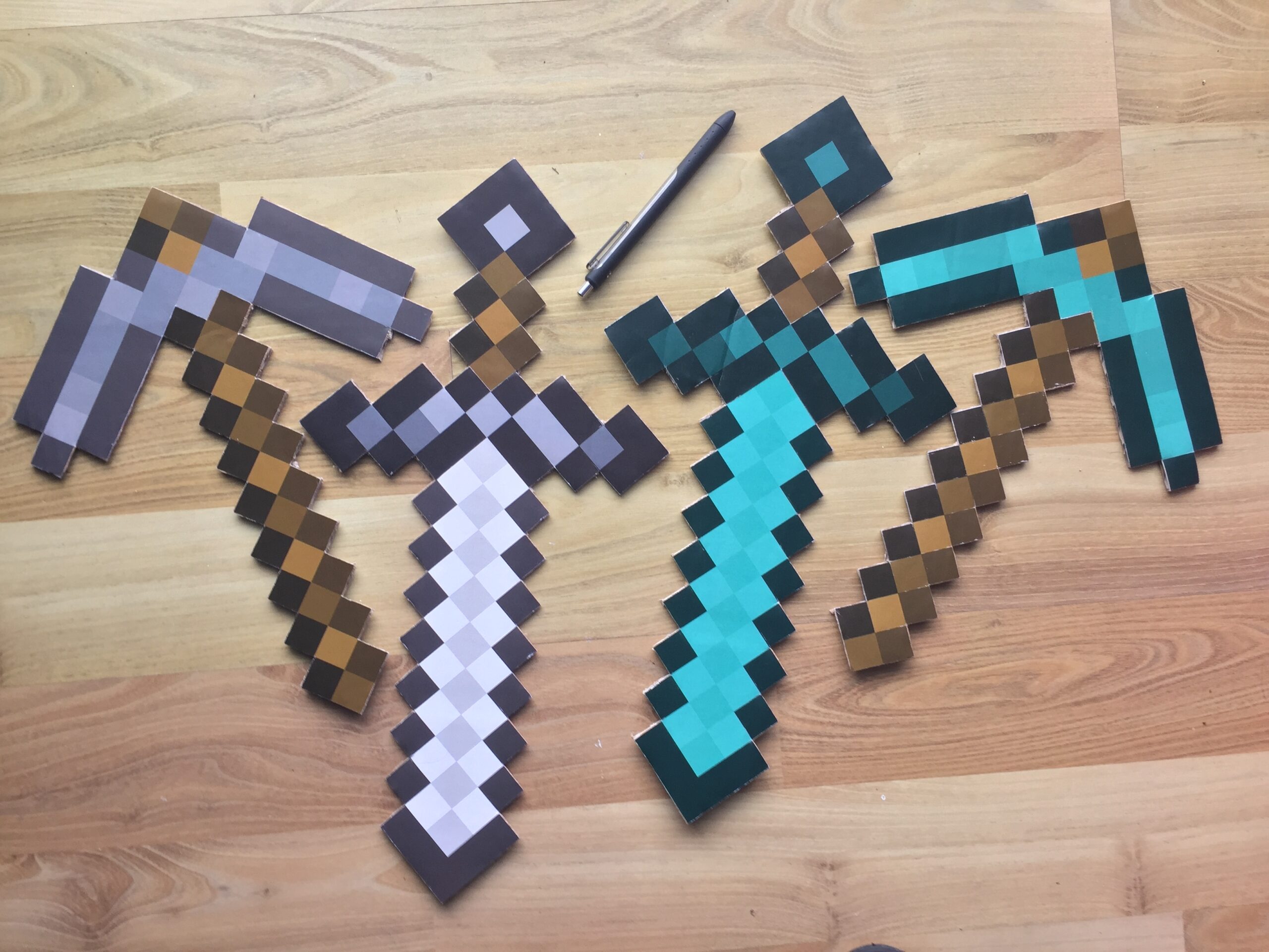 Iron Pickaxe Printable Minecraft Iron Pickaxe Papercraft Template